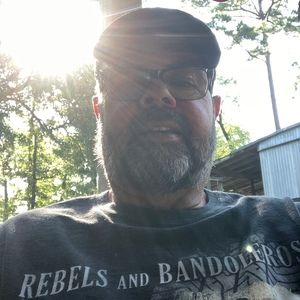 Meet your Posher, Deric